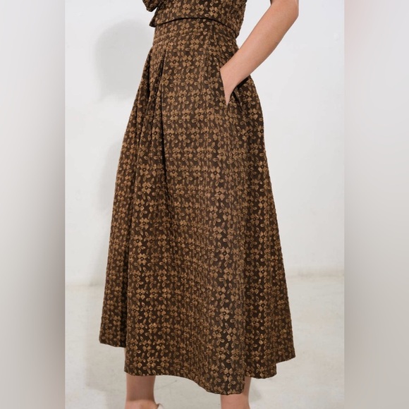 NWT Floral Strapless Corset Top & Midi Skirt Set – Brown Vintage Print - Picture 7 of 9